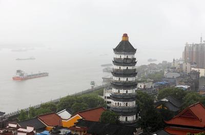 繼“萬(wàn)里長(cháng)江第一塔”塔尖被大風(fēng)吹落后，聊聊：古建筑修繕加固需如何進(jìn)行？